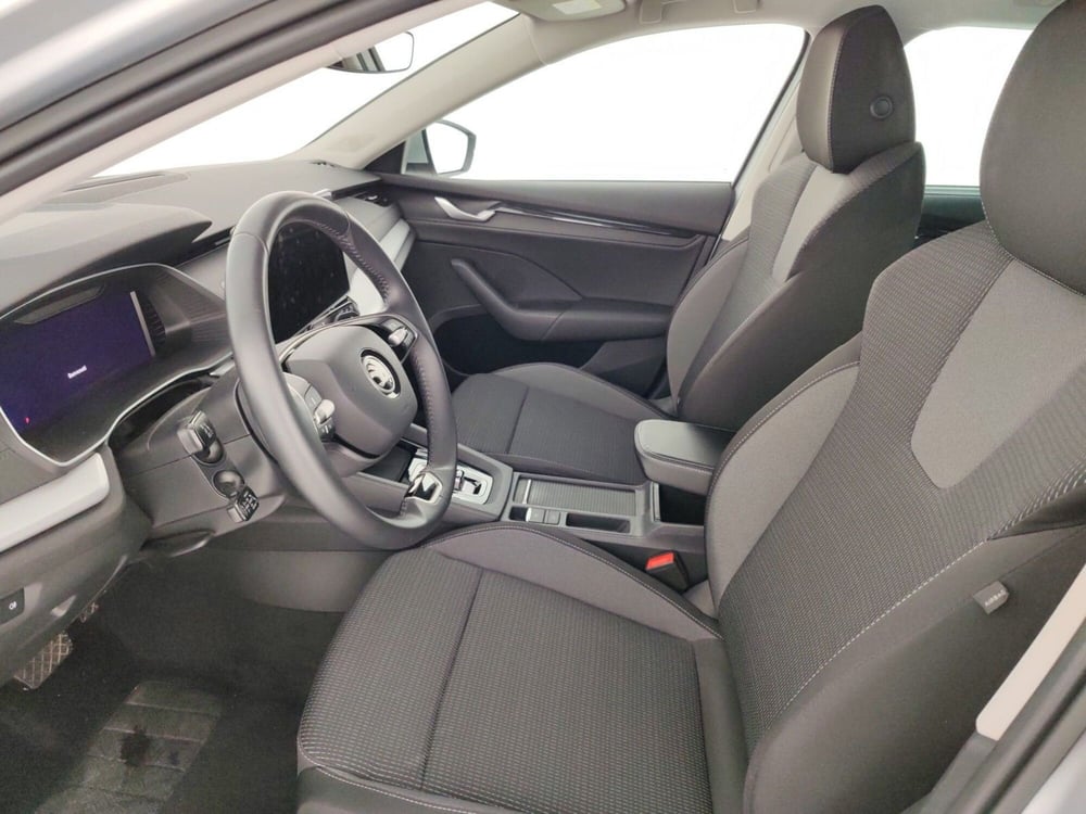 Skoda Octavia Station Wagon usata a Massa-Carrara (7)