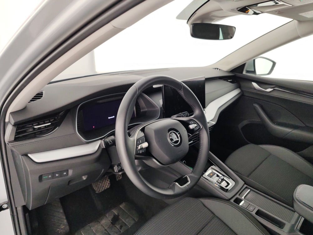 Skoda Octavia Station Wagon usata a Massa-Carrara (8)
