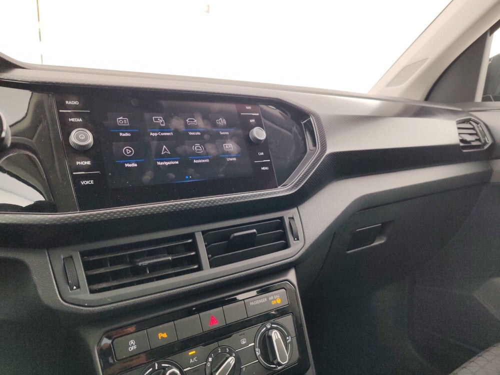 Volkswagen T-Cross usata a Massa-Carrara (12)