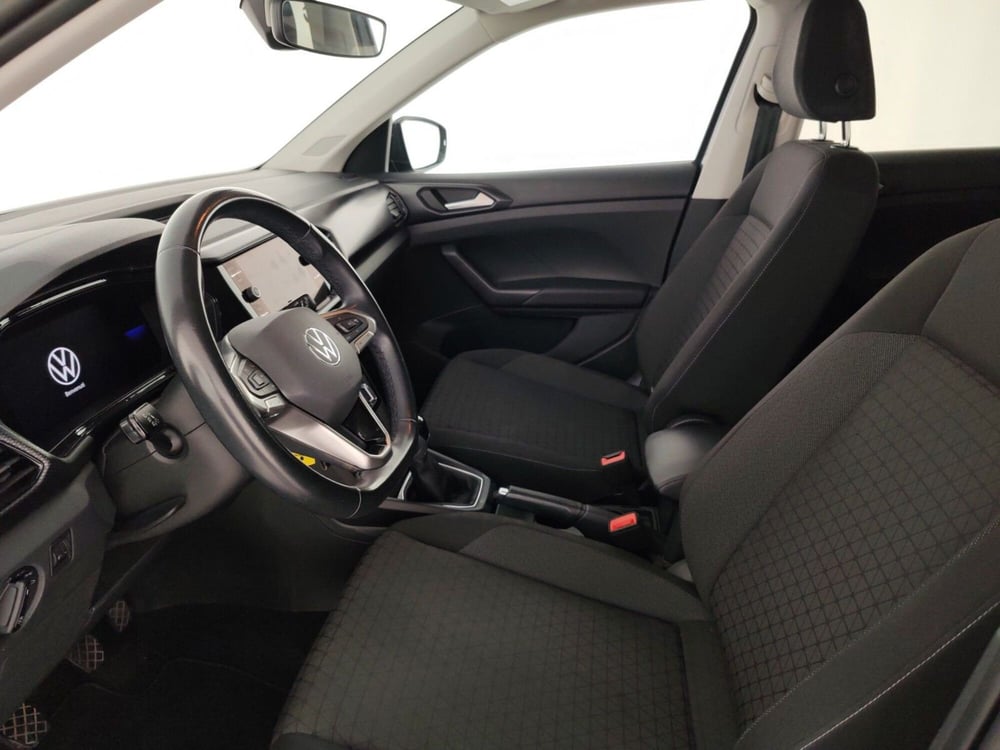 Volkswagen T-Cross usata a Massa-Carrara (7)