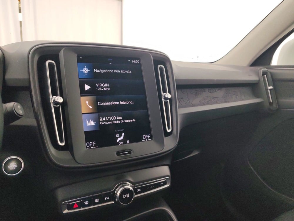Volvo XC40 usata a Massa-Carrara (12)