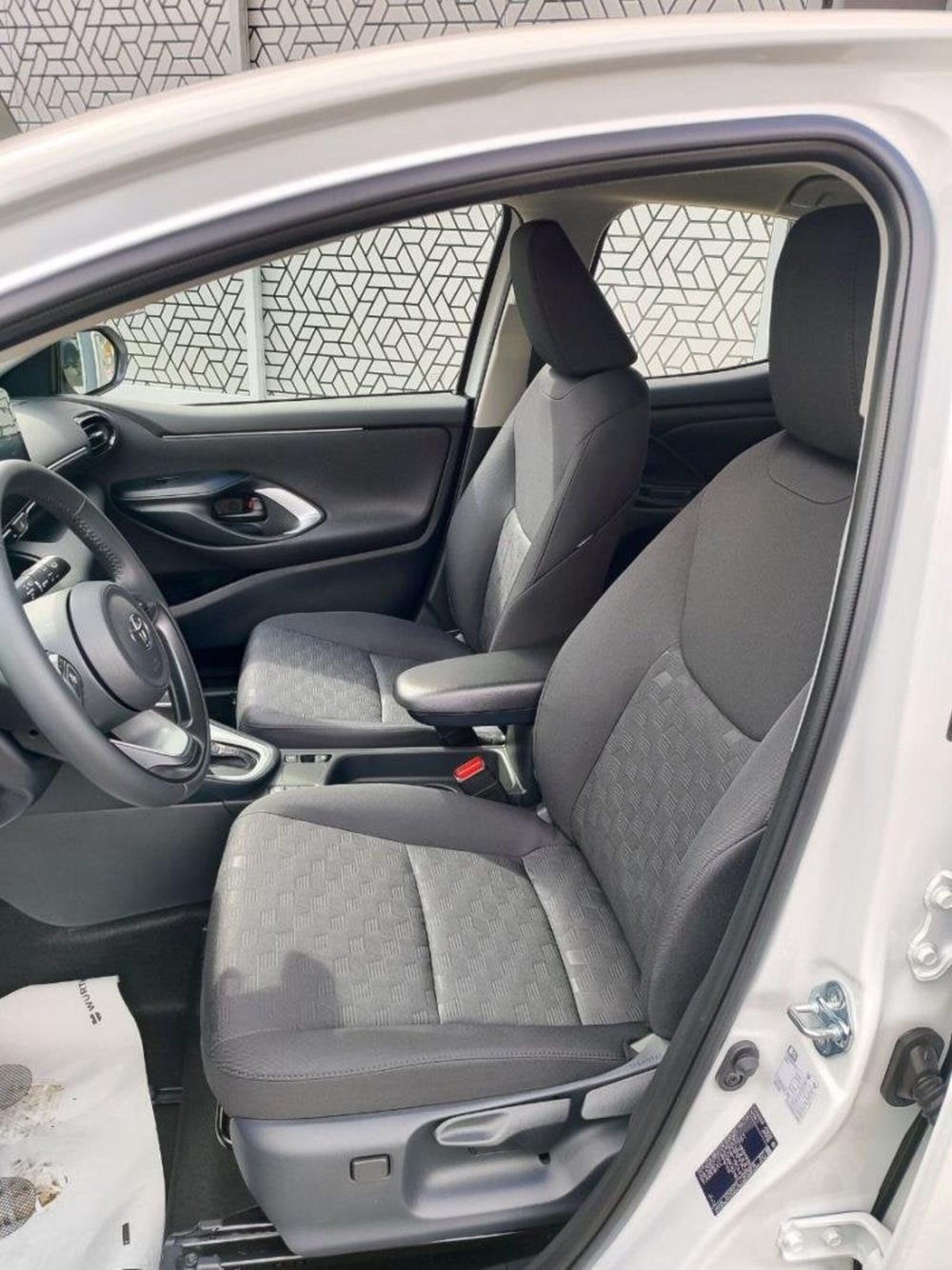 Toyota Yaris nuova a Perugia (12)