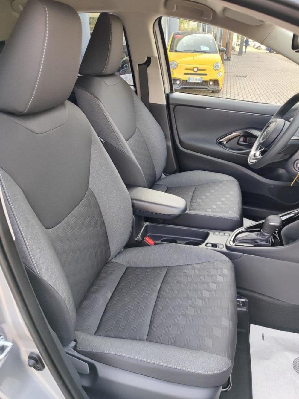 Toyota Yaris nuova a Perugia (6)