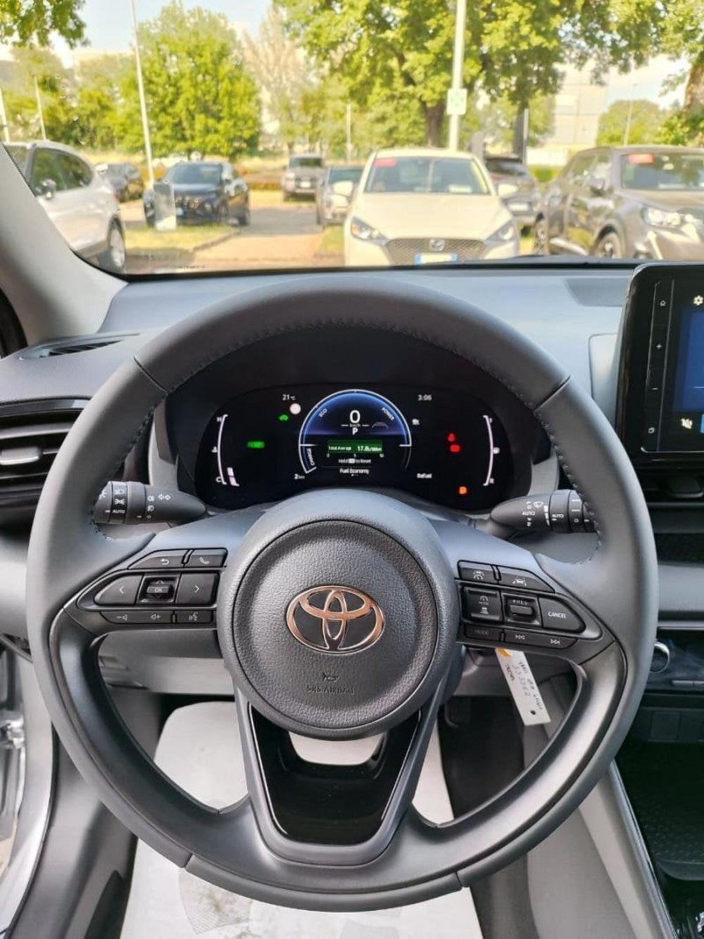 Toyota Yaris nuova a Perugia (9)