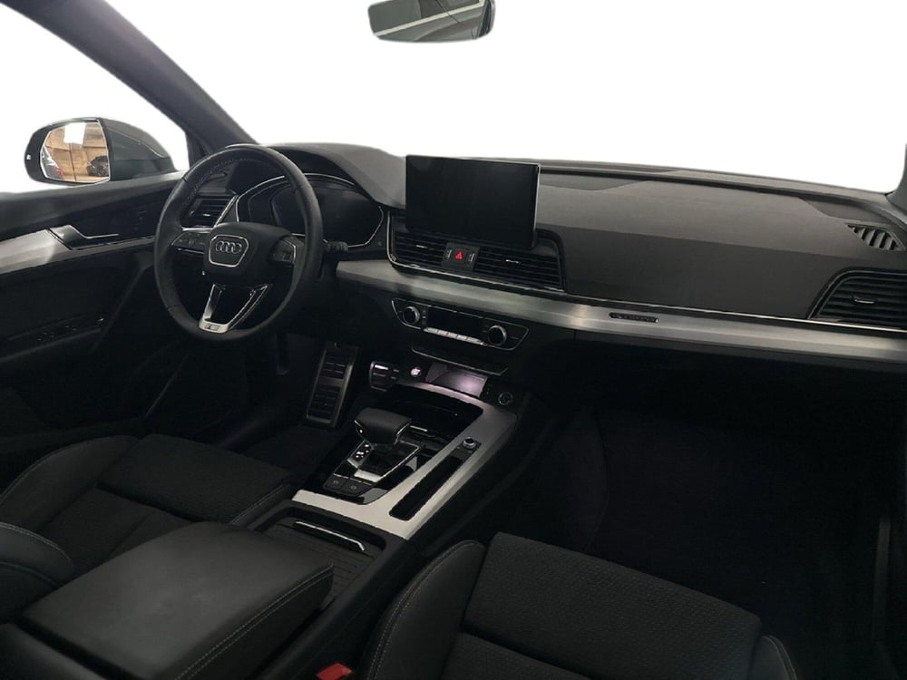 Audi Q5 Sportback usata a Caserta (10)