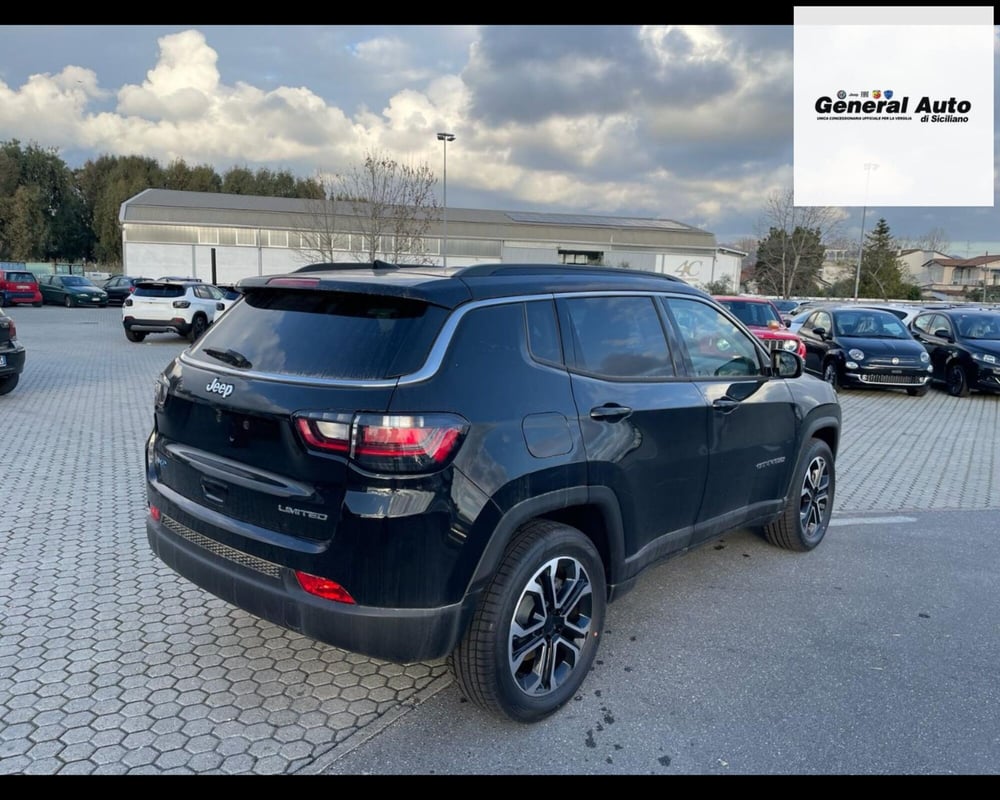 Jeep Compass nuova a Lucca (3)