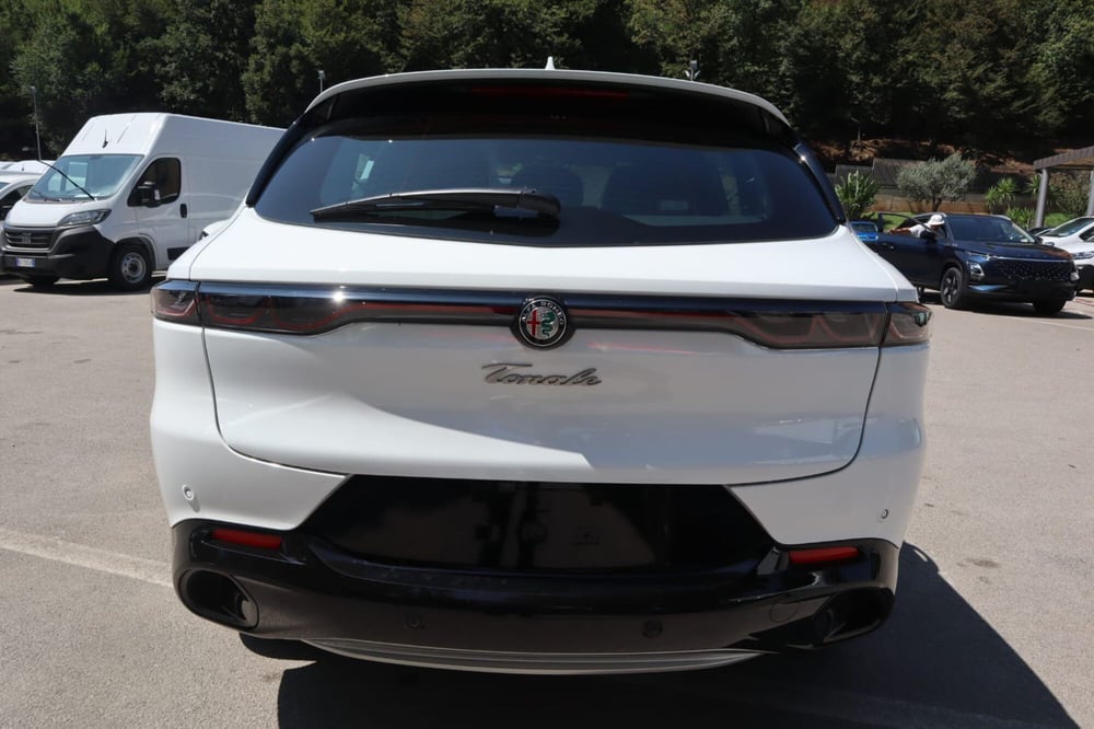 Alfa Romeo Tonale nuova a Salerno (14)