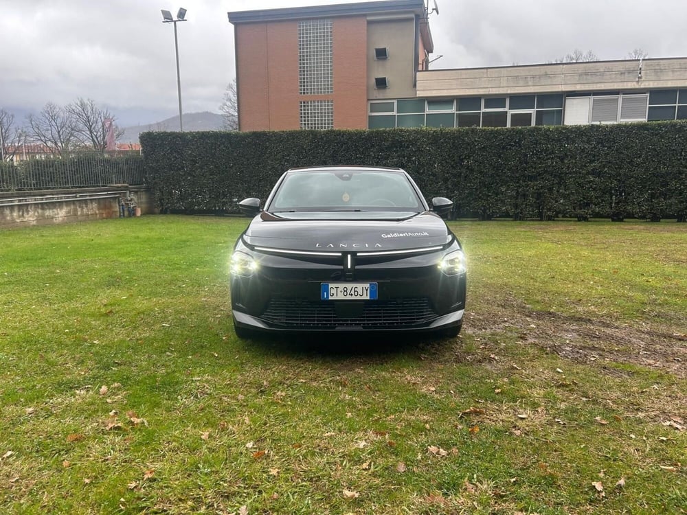 Lancia Ypsilon usata a Salerno (9)