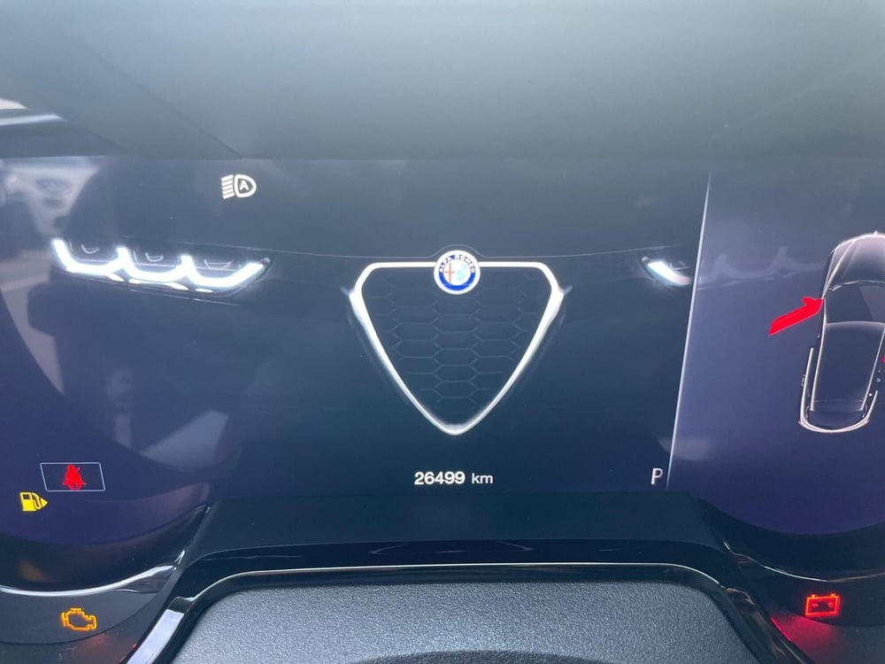 Alfa Romeo Tonale usata a Ancona (14)