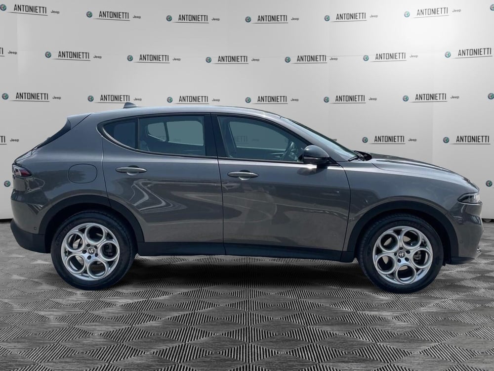 Alfa Romeo Tonale usata a Ancona (4)