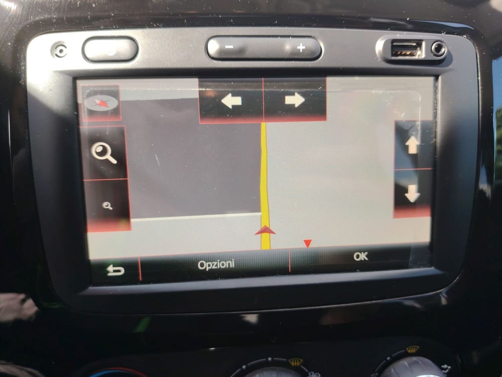 Renault Captur usata a Massa-Carrara (11)