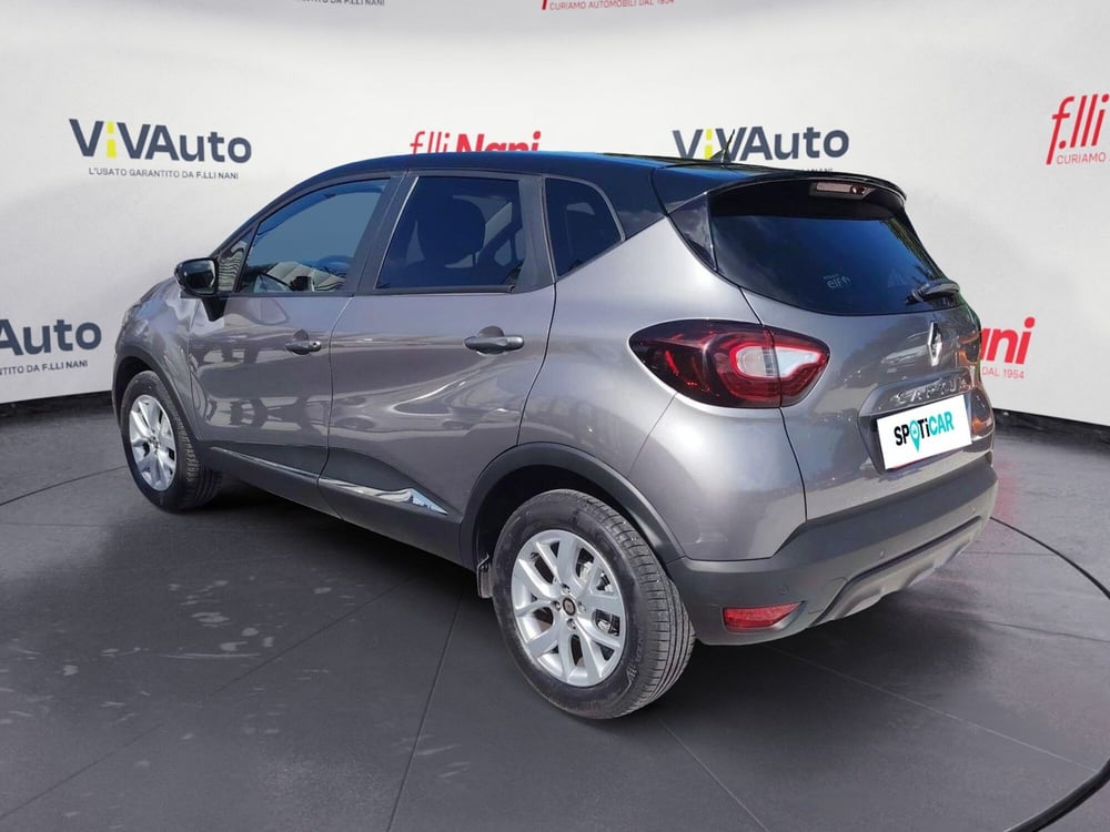 Renault Captur usata a Massa-Carrara (18)