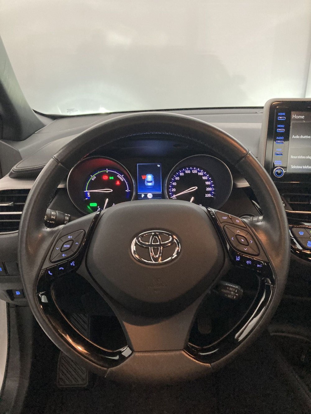 Toyota Toyota C-HR usata a Barletta-Andria-Trani (10)