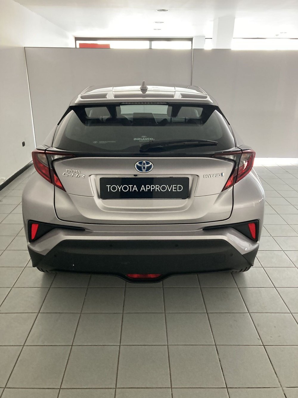 Toyota Toyota C-HR usata a Barletta-Andria-Trani (5)
