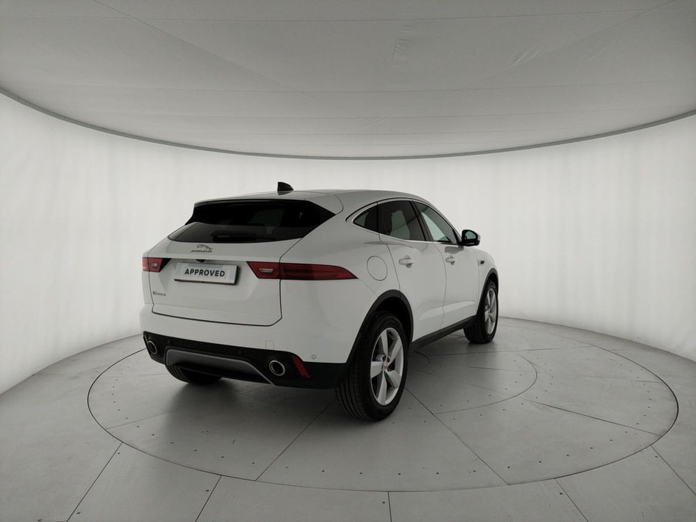 Jaguar E-Pace usata a Milano (2)