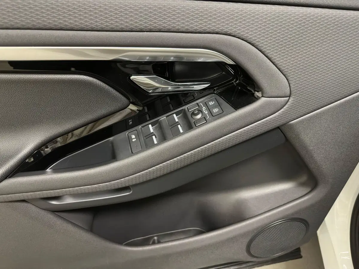 Land Rover Range Rover Evoque usata a Milano (17)