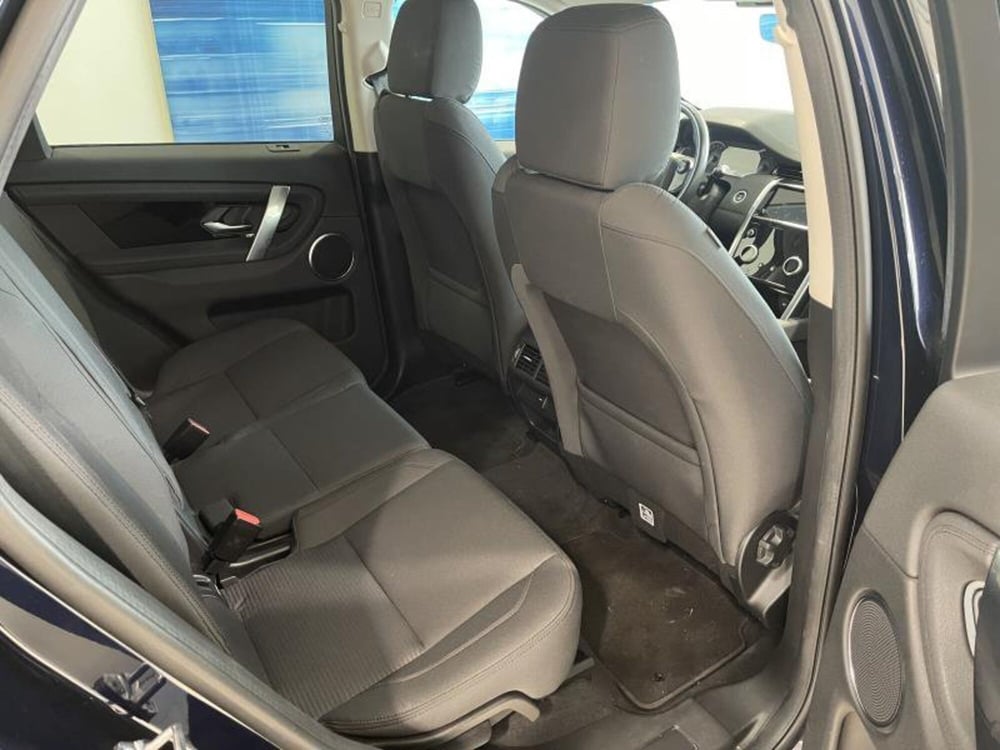 Land Rover Discovery Sport usata a Venezia (5)