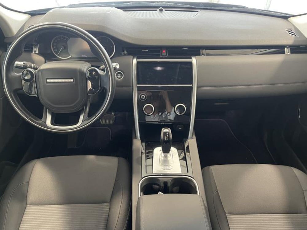 Land Rover Discovery Sport usata a Venezia (7)