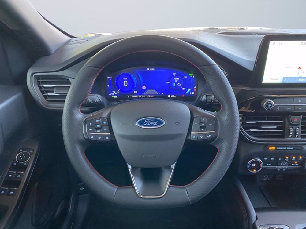 Ford Kuga usata a Milano (13)