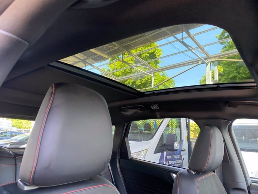 Ford Kuga usata a Milano (17)