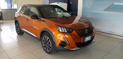 Peugeot 2008 motore elettrico 136 CV GT Pack del 2022 usata a Pordenone