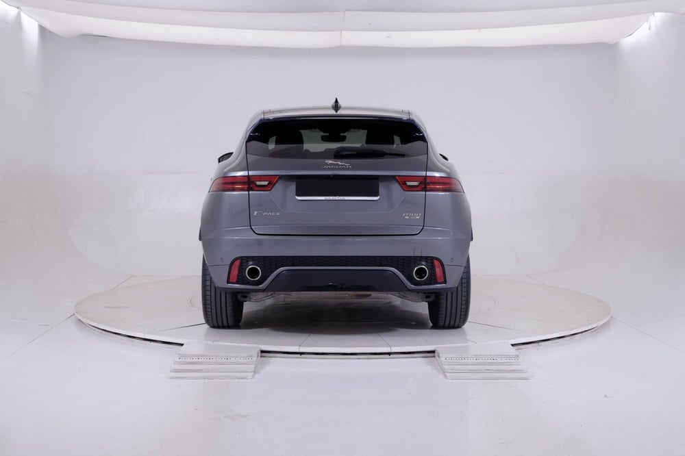 Jaguar E-Pace usata a Torino (7)