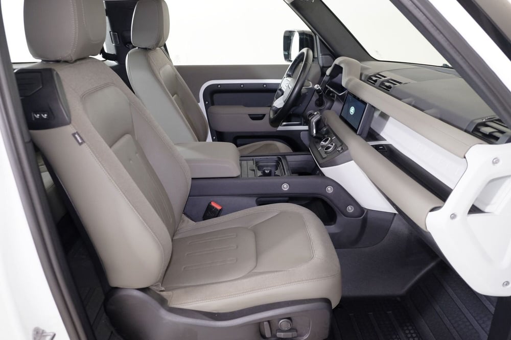Land Rover Defender usata a Torino (3)