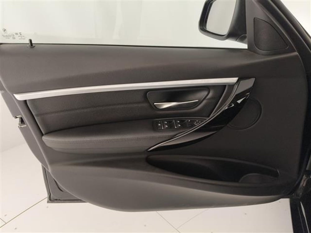 BMW Serie 3 Touring usata a Monza e Brianza (14)
