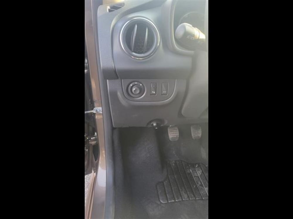 Dacia Sandero usata a Monza e Brianza (11)