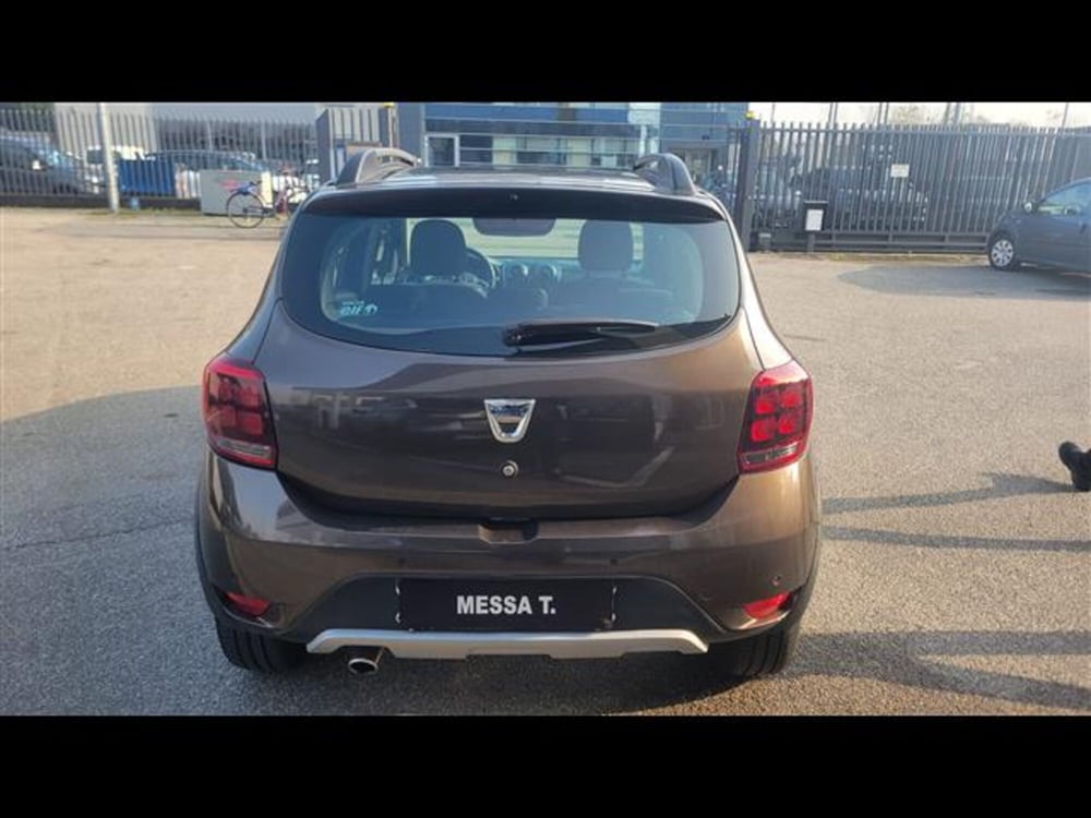 Dacia Sandero usata a Monza e Brianza (9)