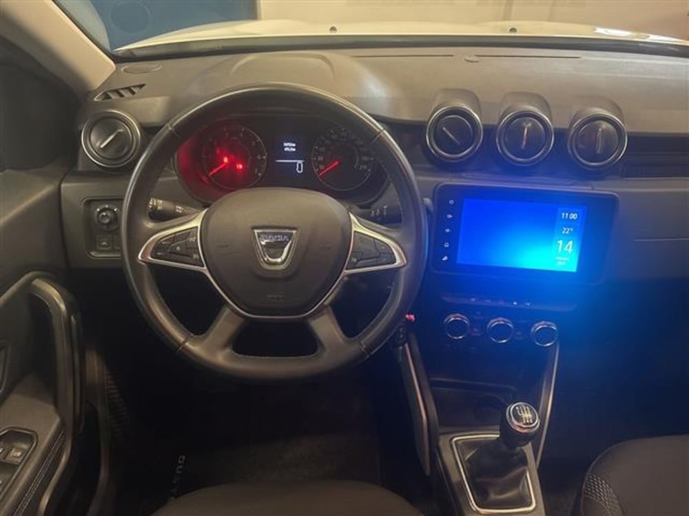 Dacia Duster usata a Verona (12)