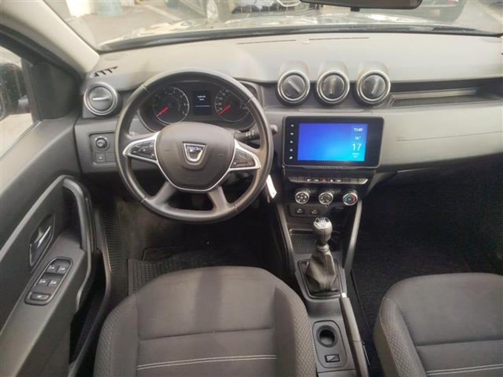 Dacia Duster usata a Verona (12)