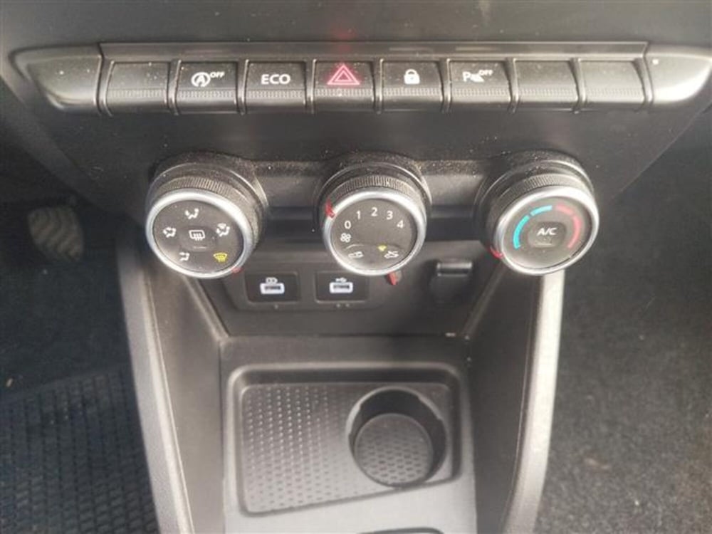 Dacia Duster usata a Verona (13)