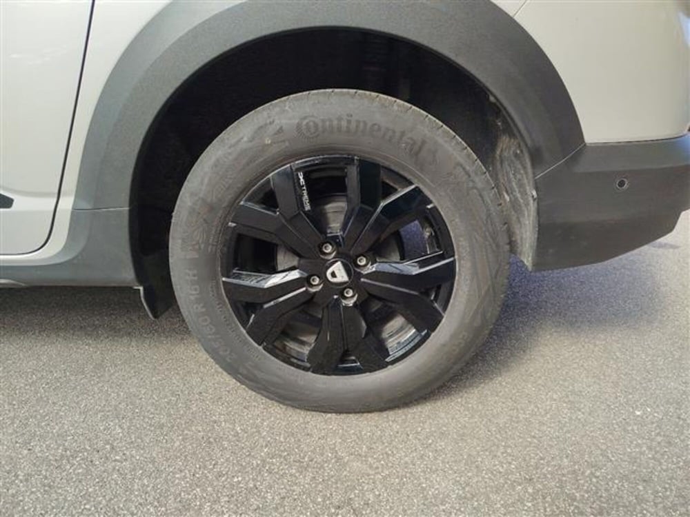 Dacia Jogger usata a Verona (12)