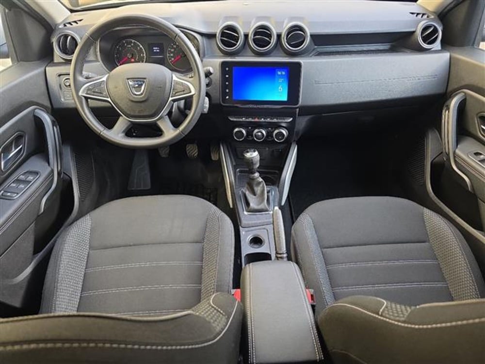 Dacia Duster usata a Verona (11)