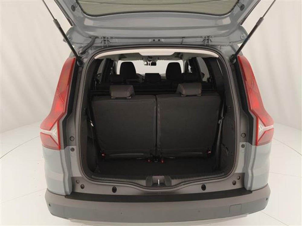 Dacia Jogger nuova a Monza e Brianza (10)