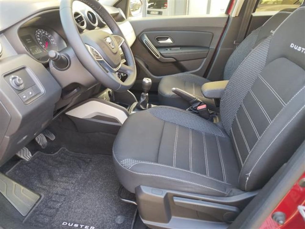 Dacia Duster usata a Verona (8)