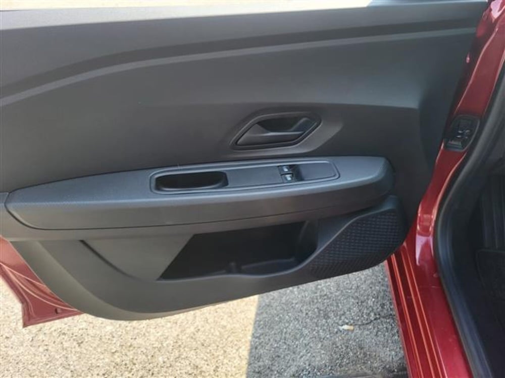 Dacia Sandero usata a Monza e Brianza (8)