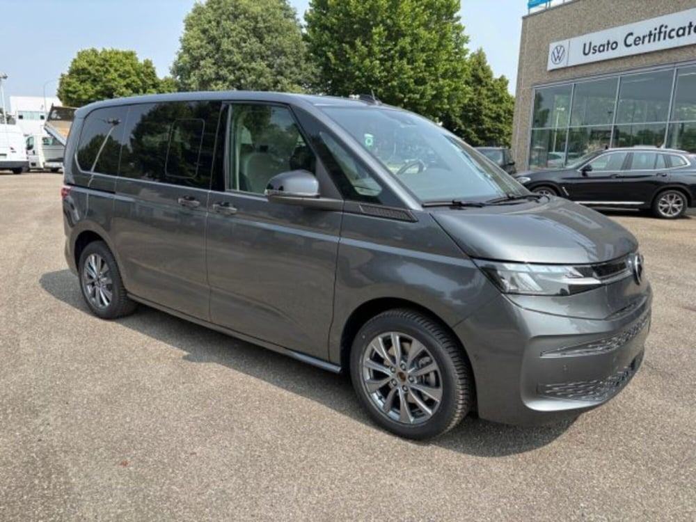 Volkswagen Multivan nuova a Cuneo