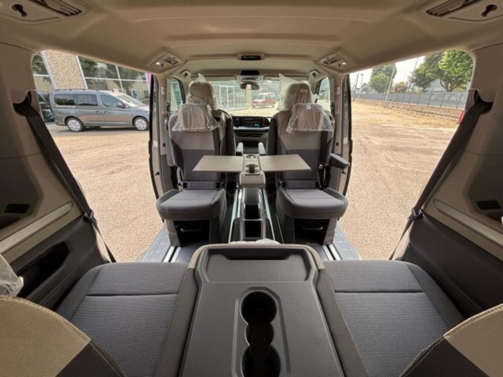 Volkswagen Multivan nuova a Cuneo (16)
