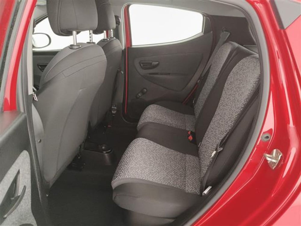 Lancia Ypsilon usata a Monza e Brianza (11)