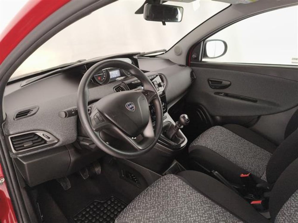 Lancia Ypsilon usata a Monza e Brianza (14)