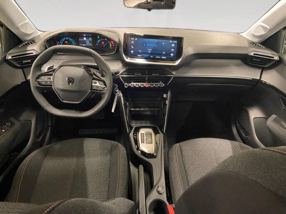 Peugeot 208 nuova a Torino (6)