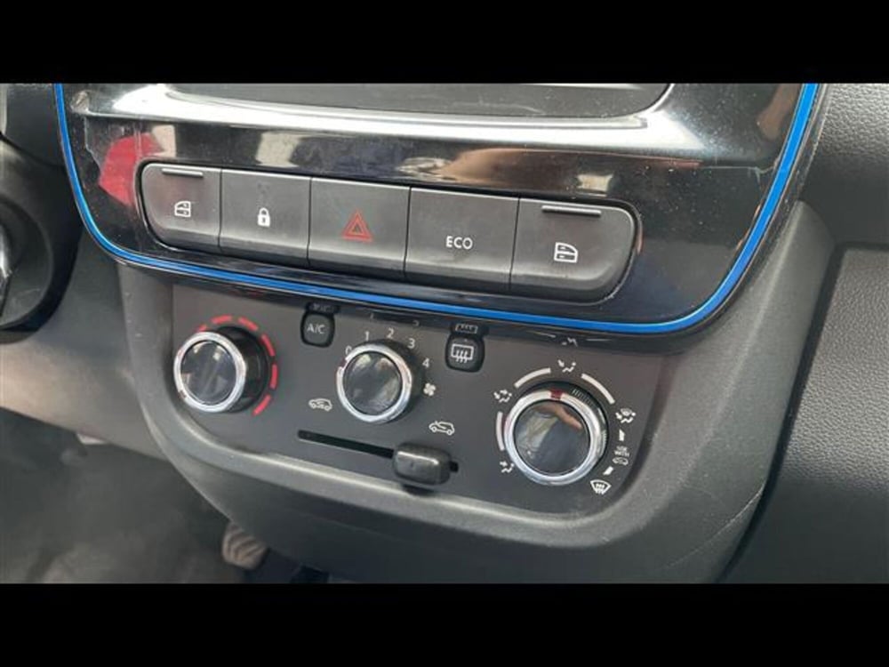 Dacia Spring usata a Varese (9)