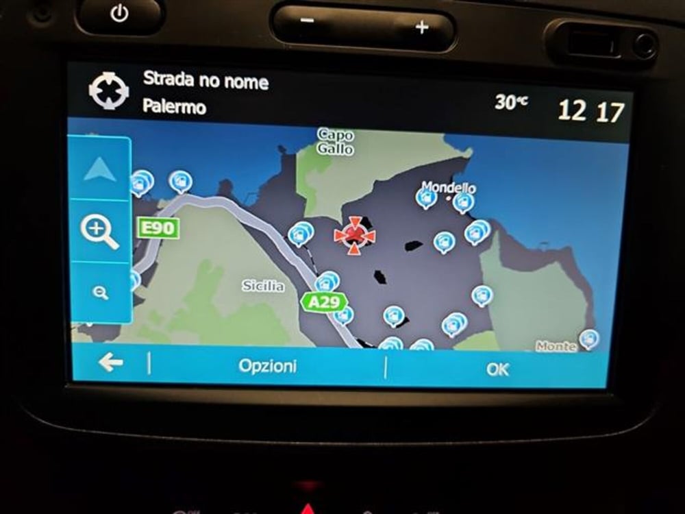 Dacia Duster usata a Palermo (14)