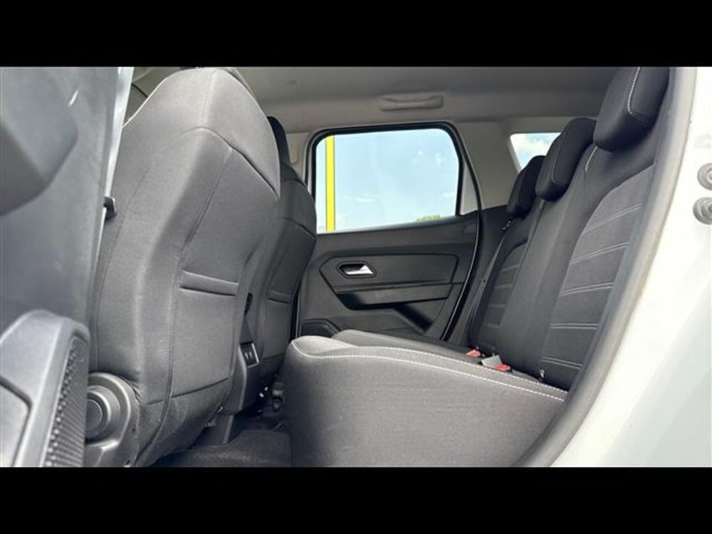 Dacia Duster usata a Padova (15)