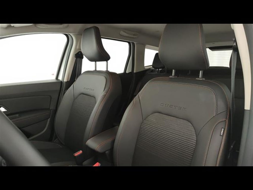 Dacia Duster usata a Milano (9)