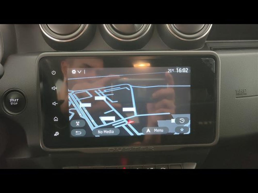 Dacia Duster usata a Milano (14)