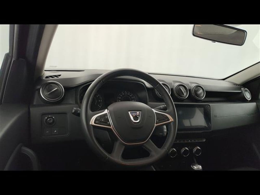 Dacia Duster usata a Milano (8)
