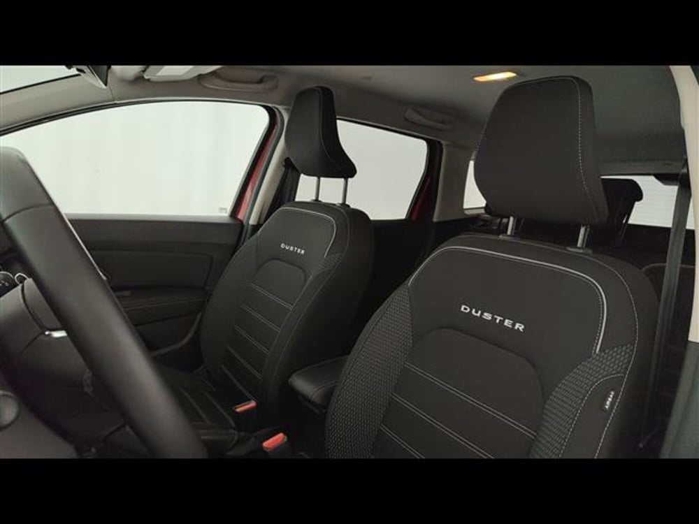 Dacia Duster usata a Milano (9)